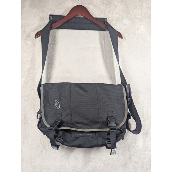 Timbuk2 Commute Large 17" Padded Laptop Messenger Shoulder Black Bag Small - Picture 1 of 13